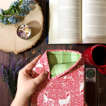 Reindeer Run Sleeve